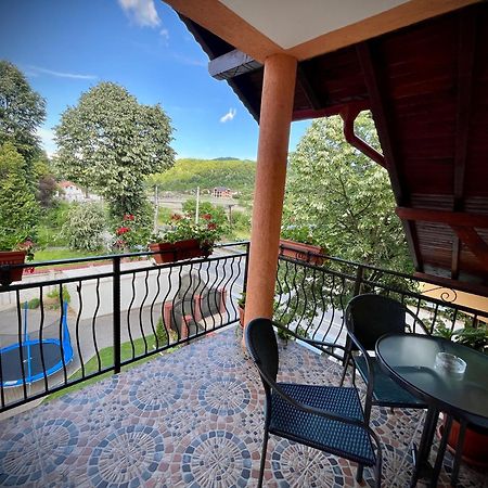 La Mateo Hotel Calimanesti Ngoại thất bức ảnh